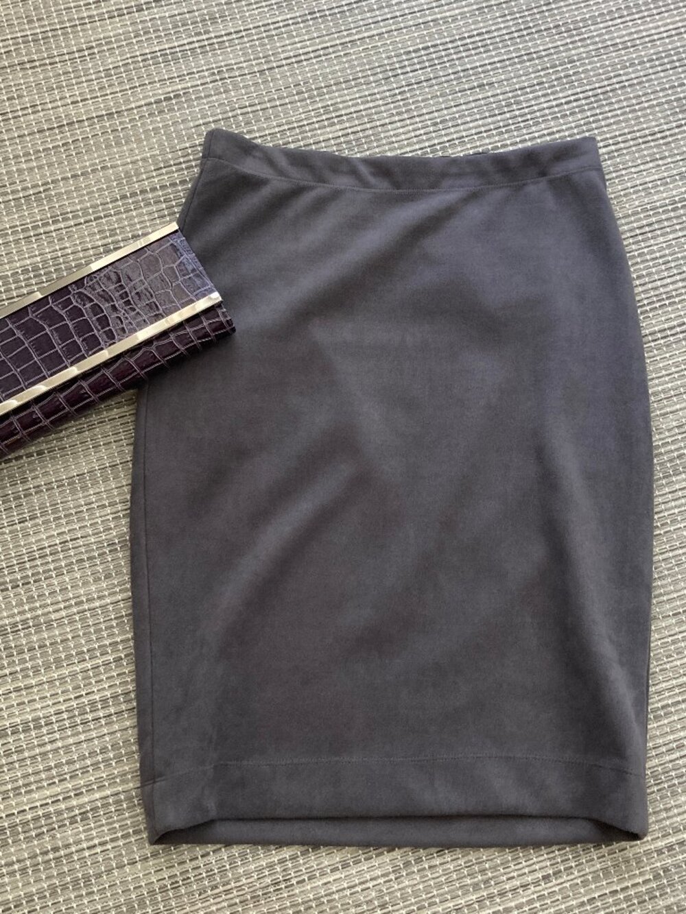 Tahari Faux Suede Leather  Pull On Pencil Skirt Small Petite